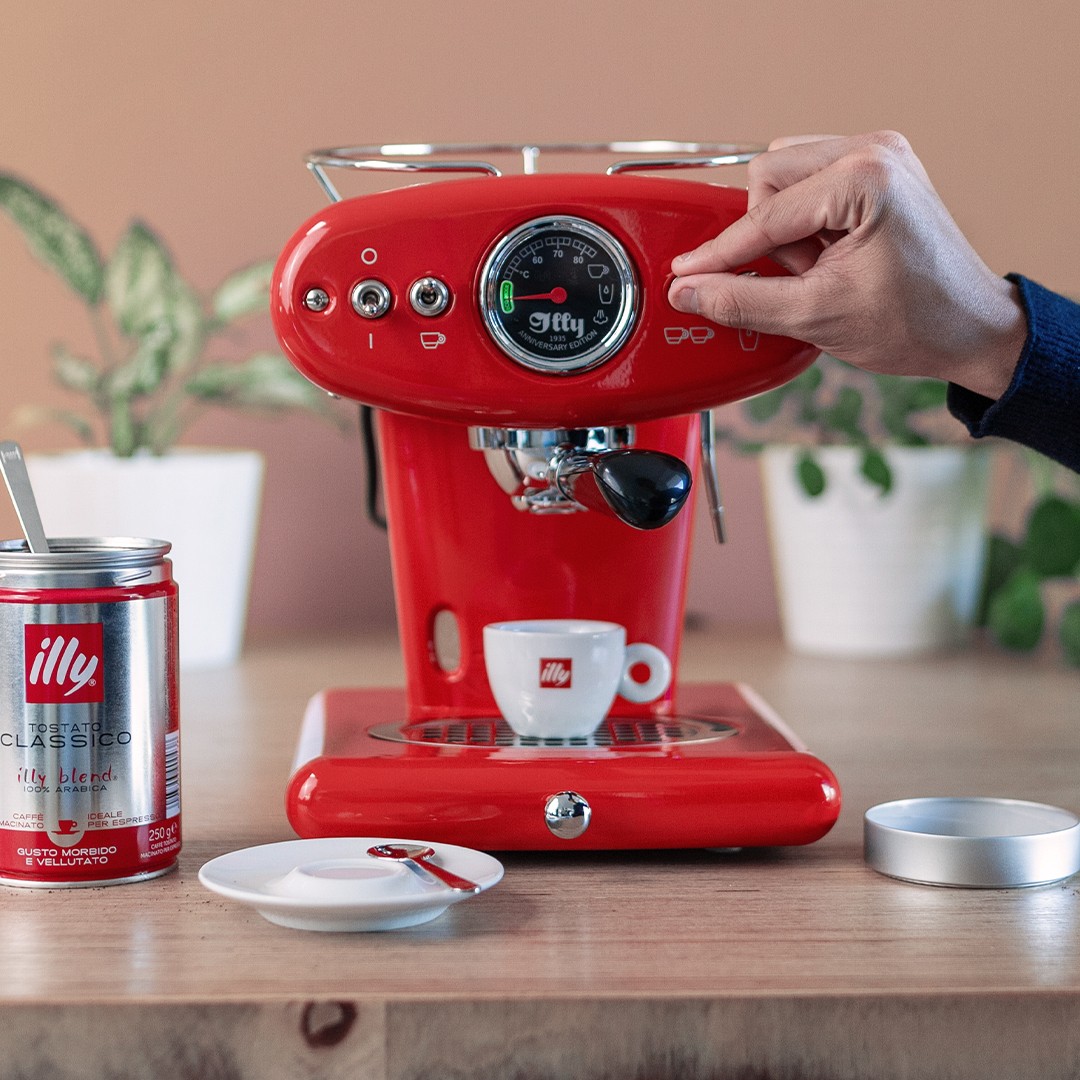 With Crisp, Illy brews up fresh insights and boosts business by 10%.